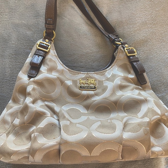 Coach purse - Picture 1 of 6